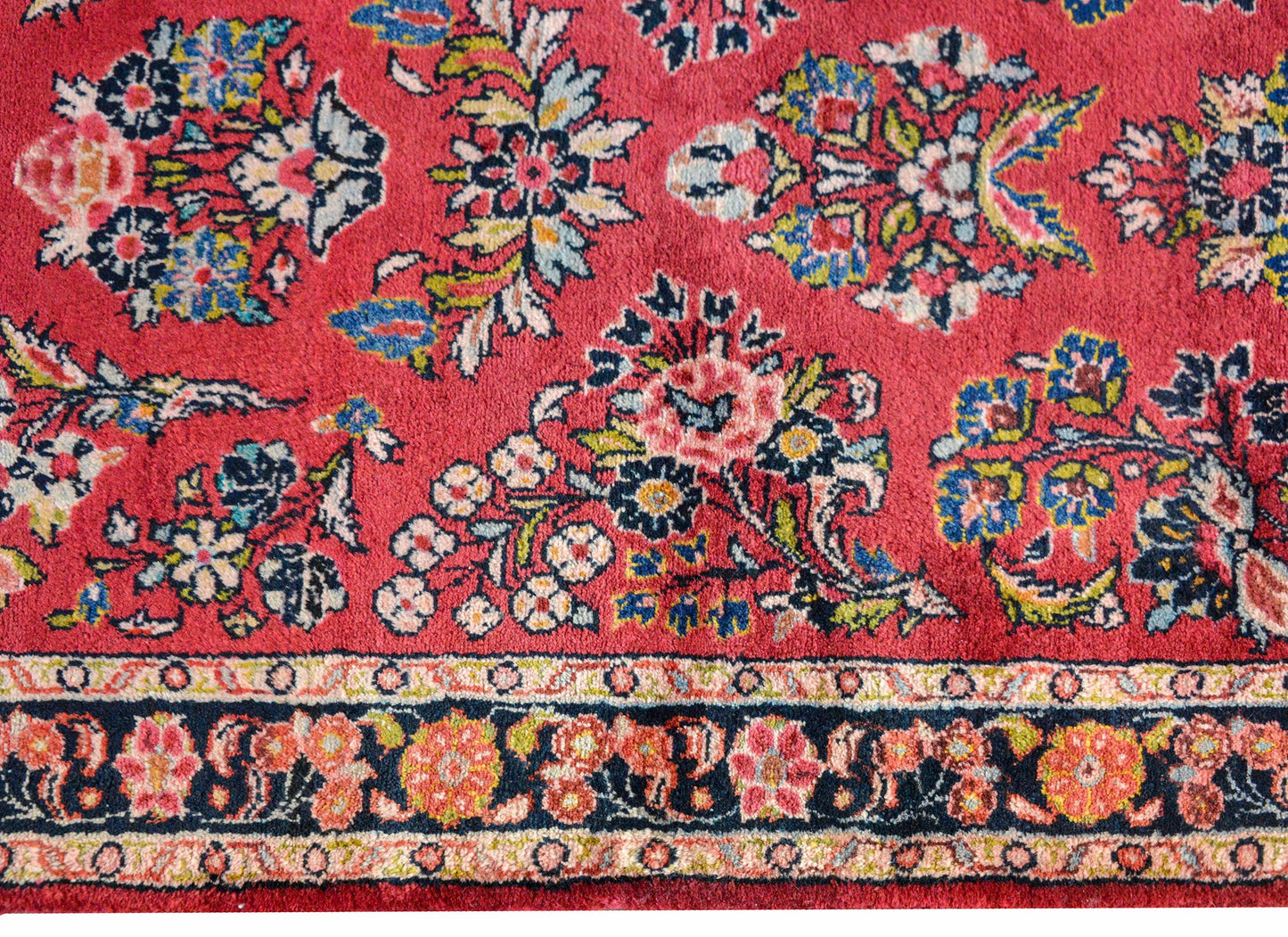 Early 20th Century Sarouk Runner For Sale
