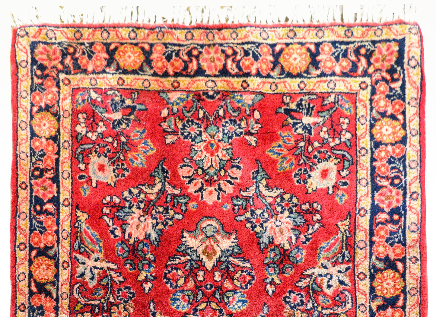 Early 20th Century Sarouk Runner For Sale