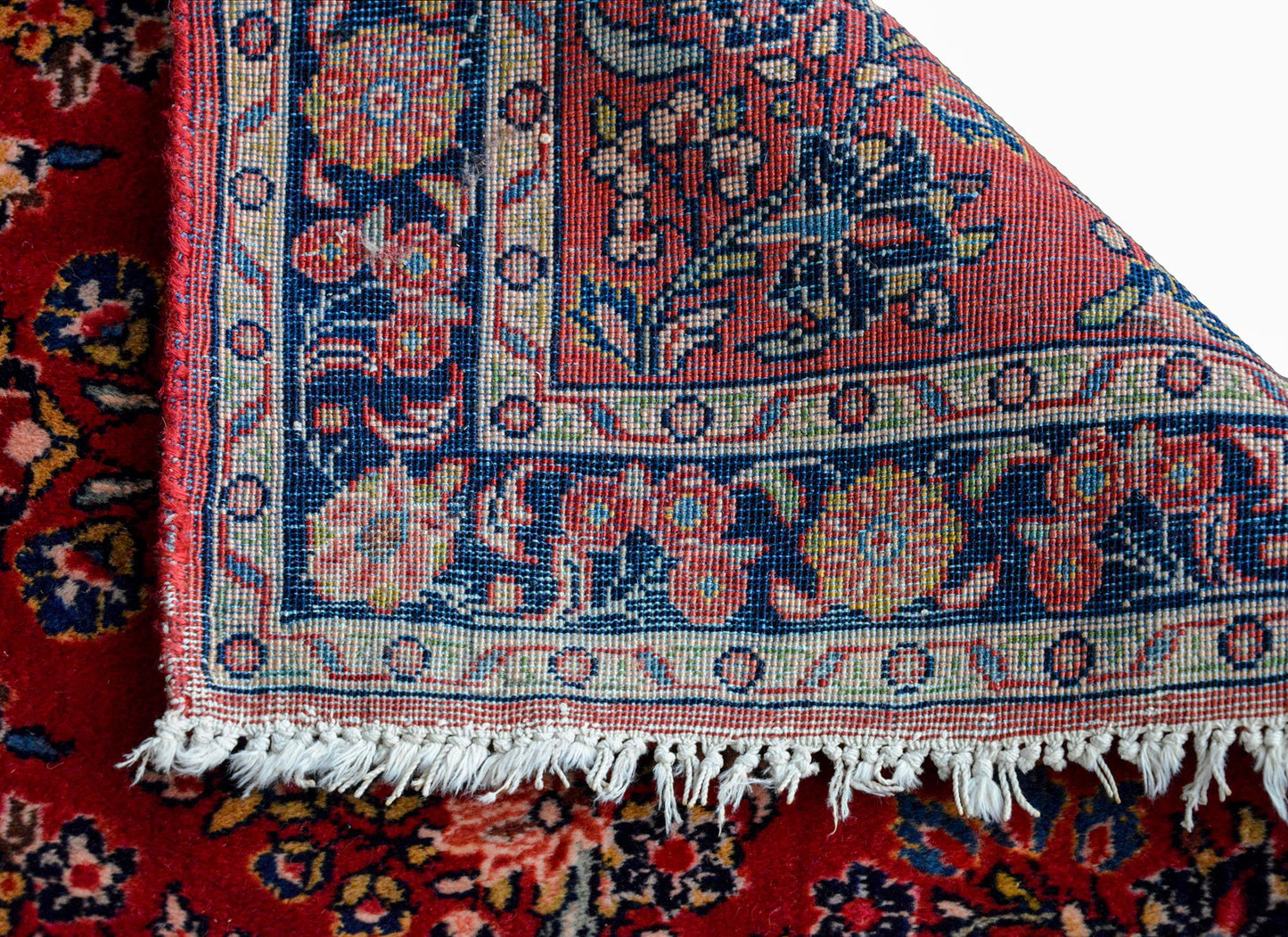 Early 20th Century Sarouk Runner For Sale
