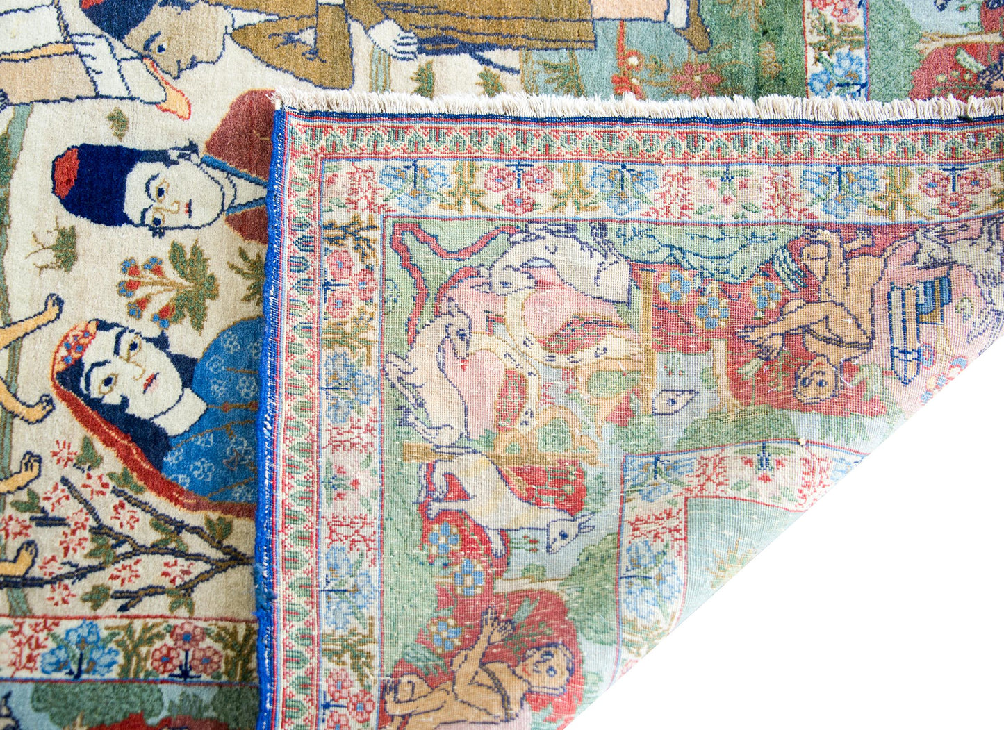 Early 20th Century Pictorial Isfahan Rug For Sale