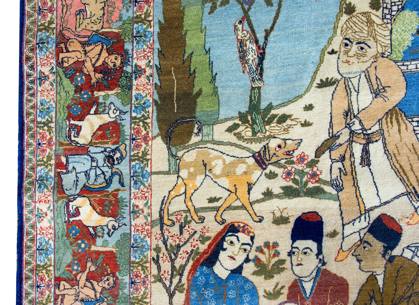 Early 20th Century Pictorial Isfahan Rug For Sale