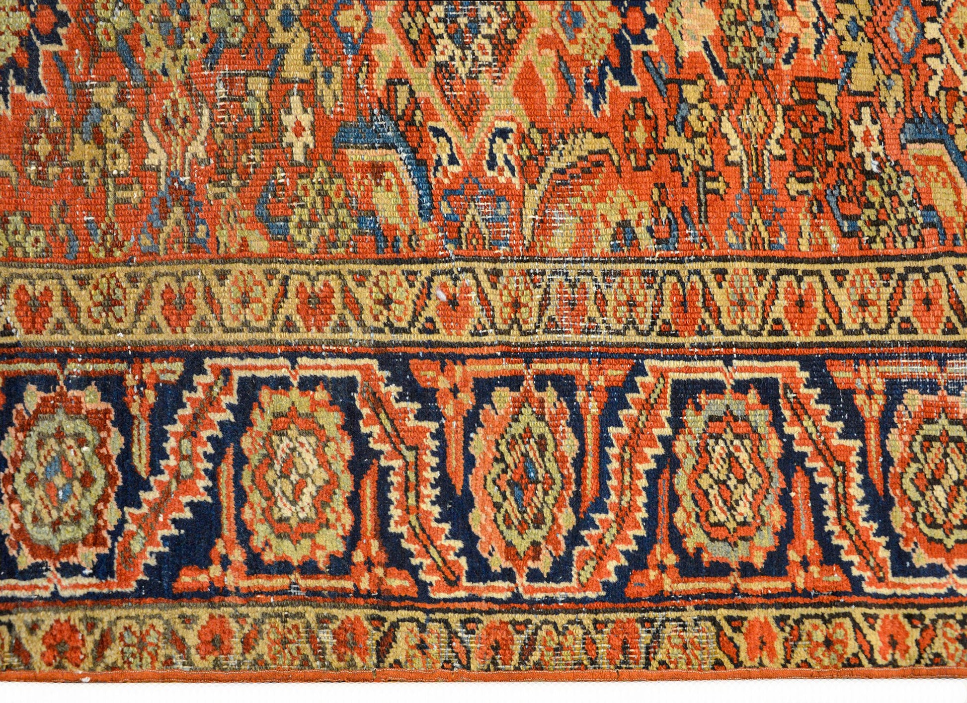 Early 20th Century Heriz Rug For Sale