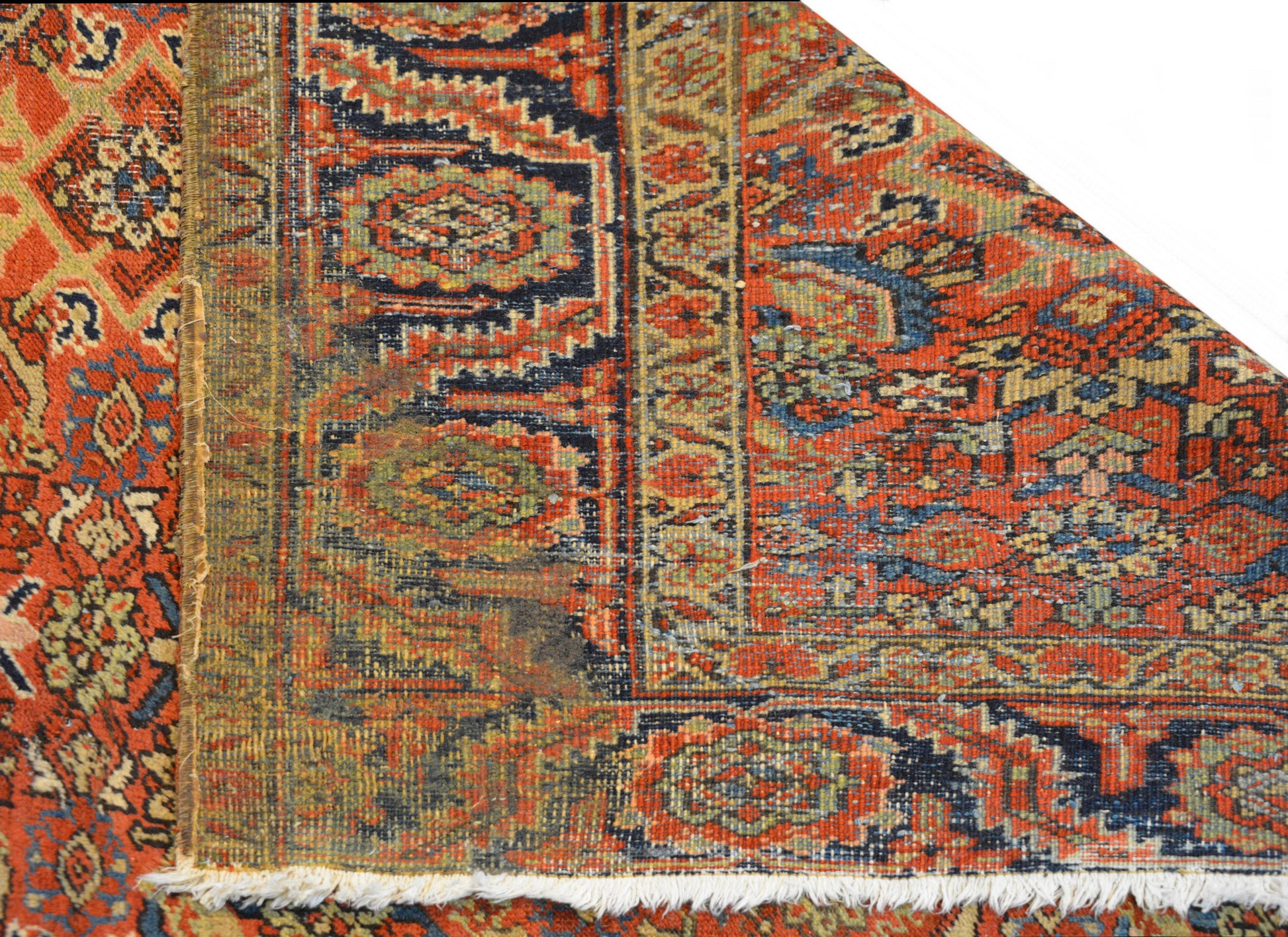Early 20th Century Heriz Rug For Sale