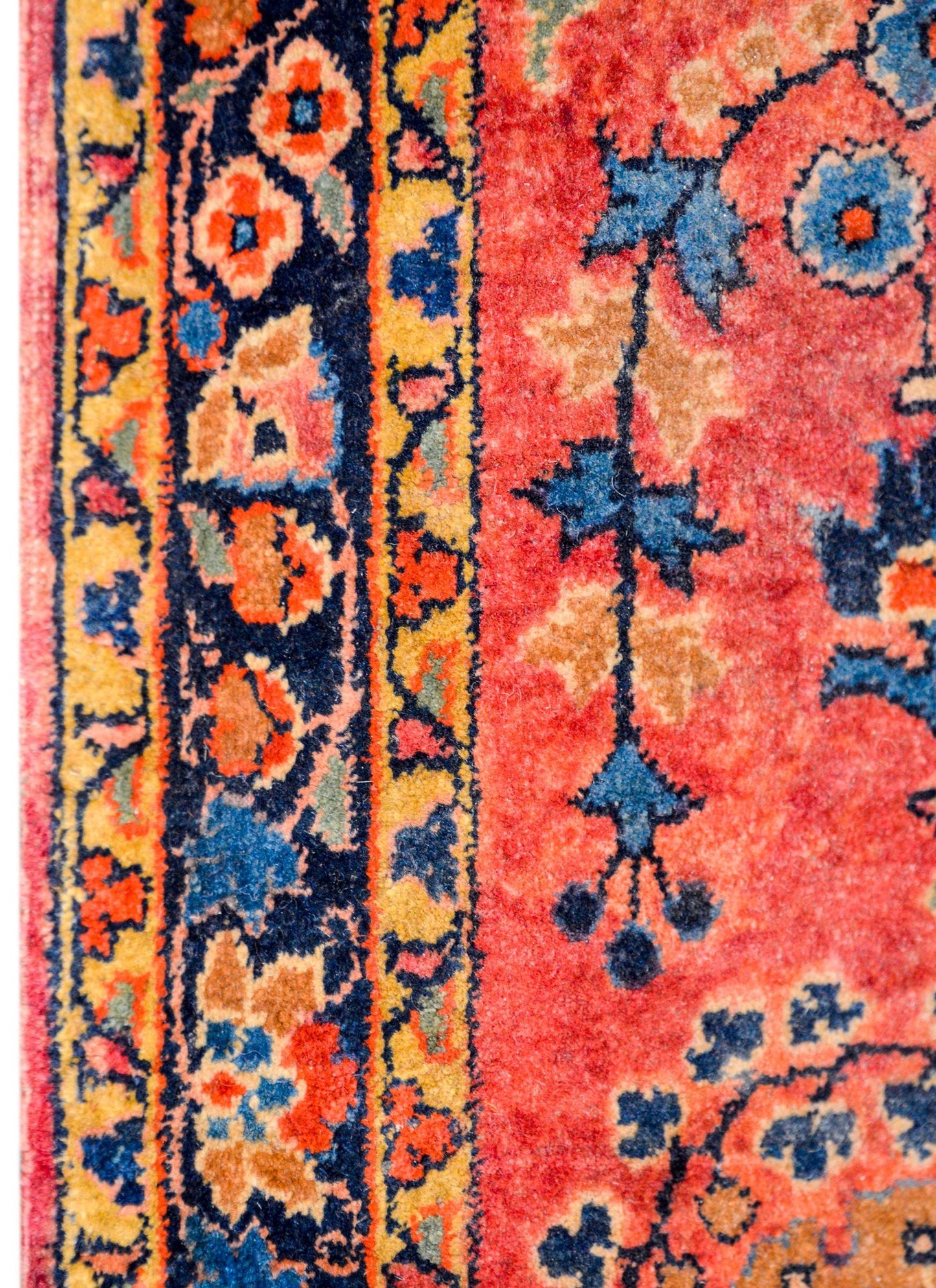 Early 20th Century Sarouk Mohajeran For Sale