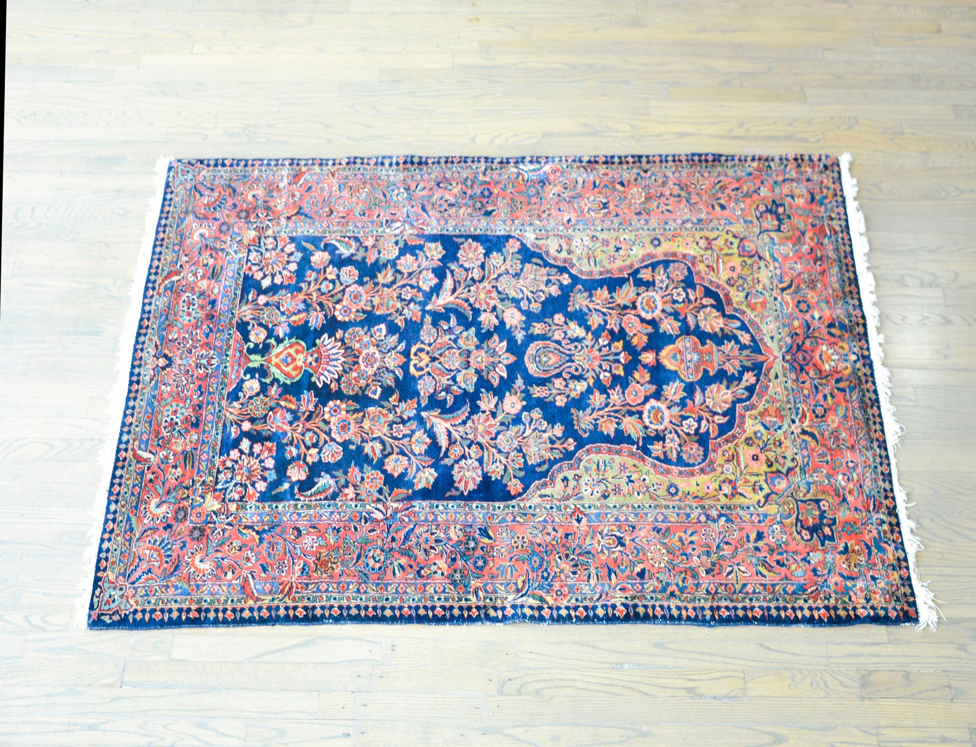 Early 20th Century Kashan Prayer Rug For Sale