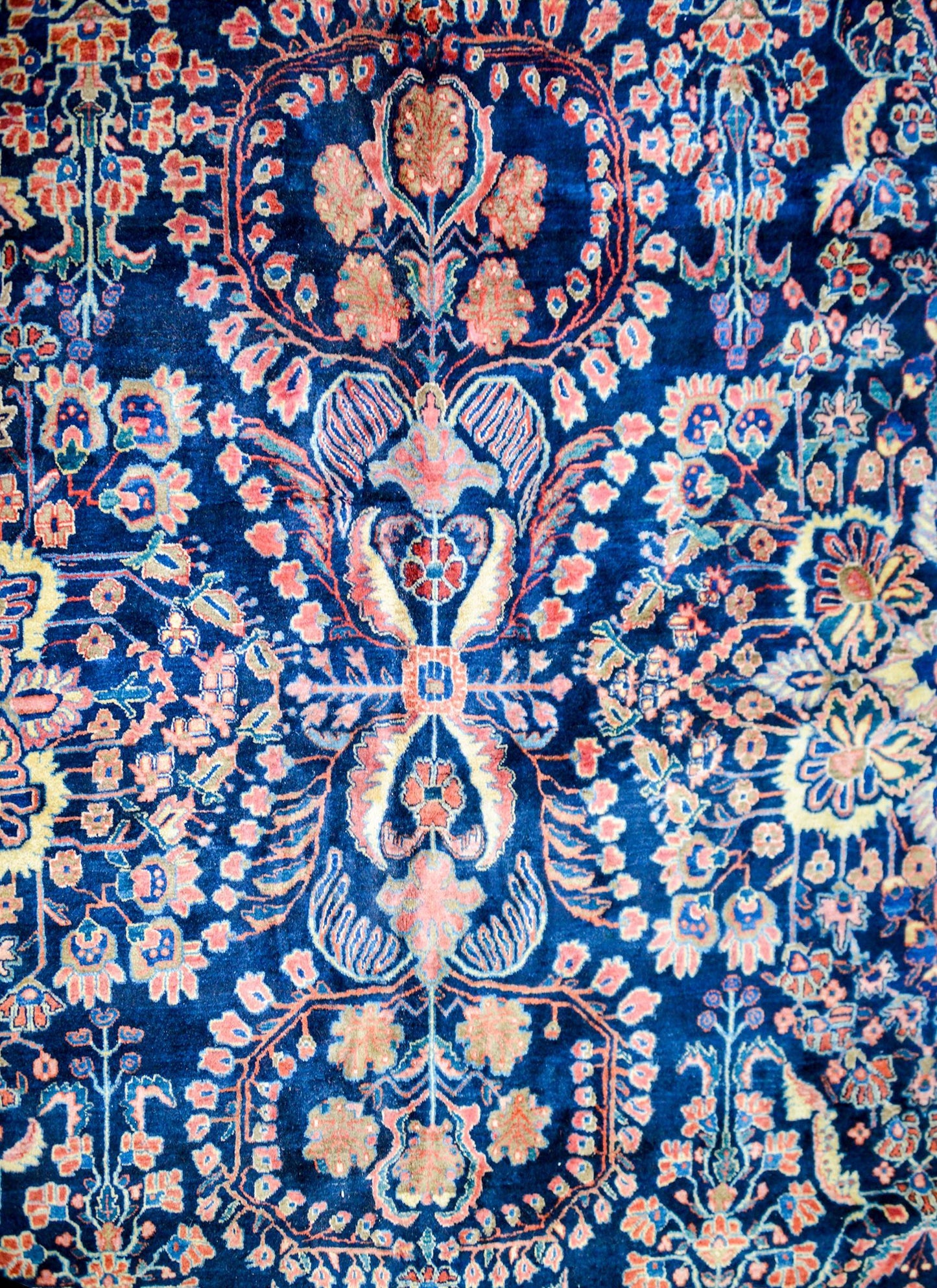 Extraordinary Early 20th Century Sarouk Rug For Sale