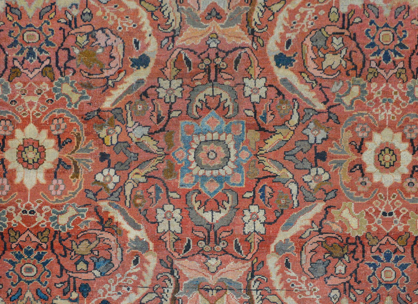 Bold Early 20th Century Mahal Rug For Sale