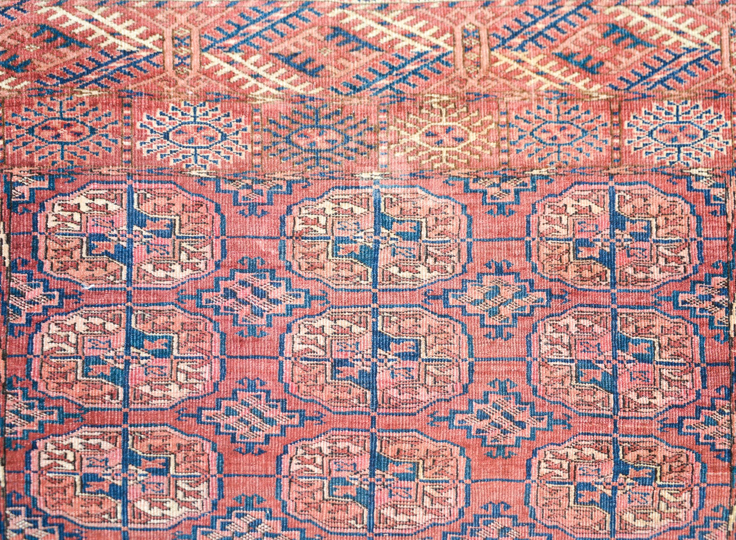 Early 20th Century Turkmen Tekke Rug For Sale