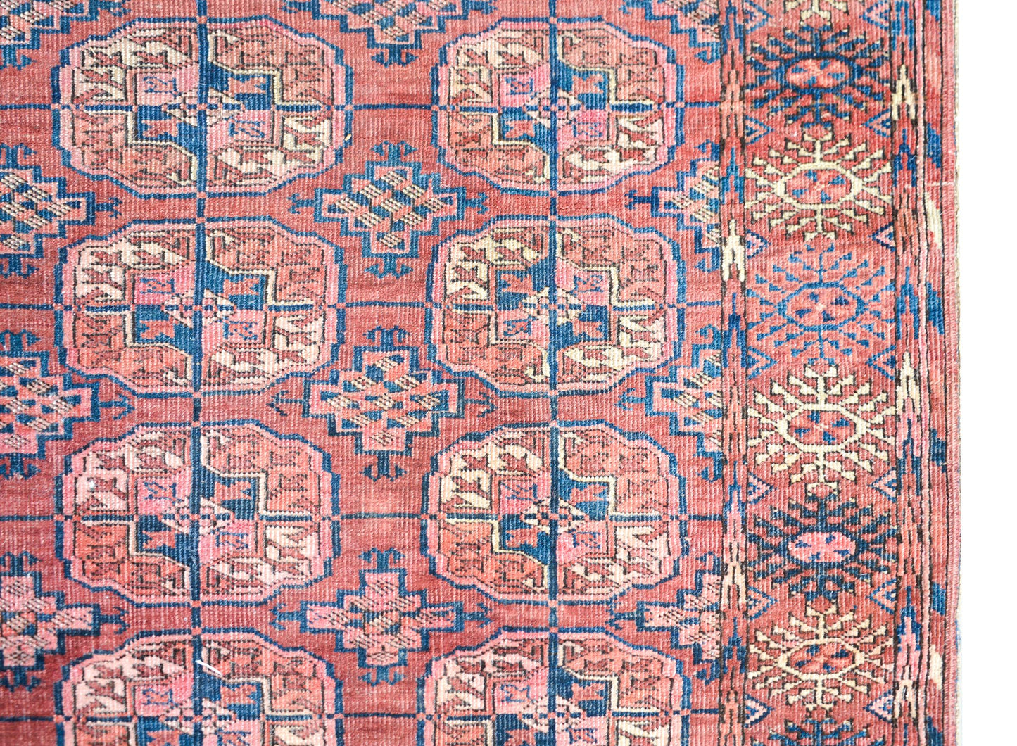 Early 20th Century Turkmen Tekke Rug For Sale