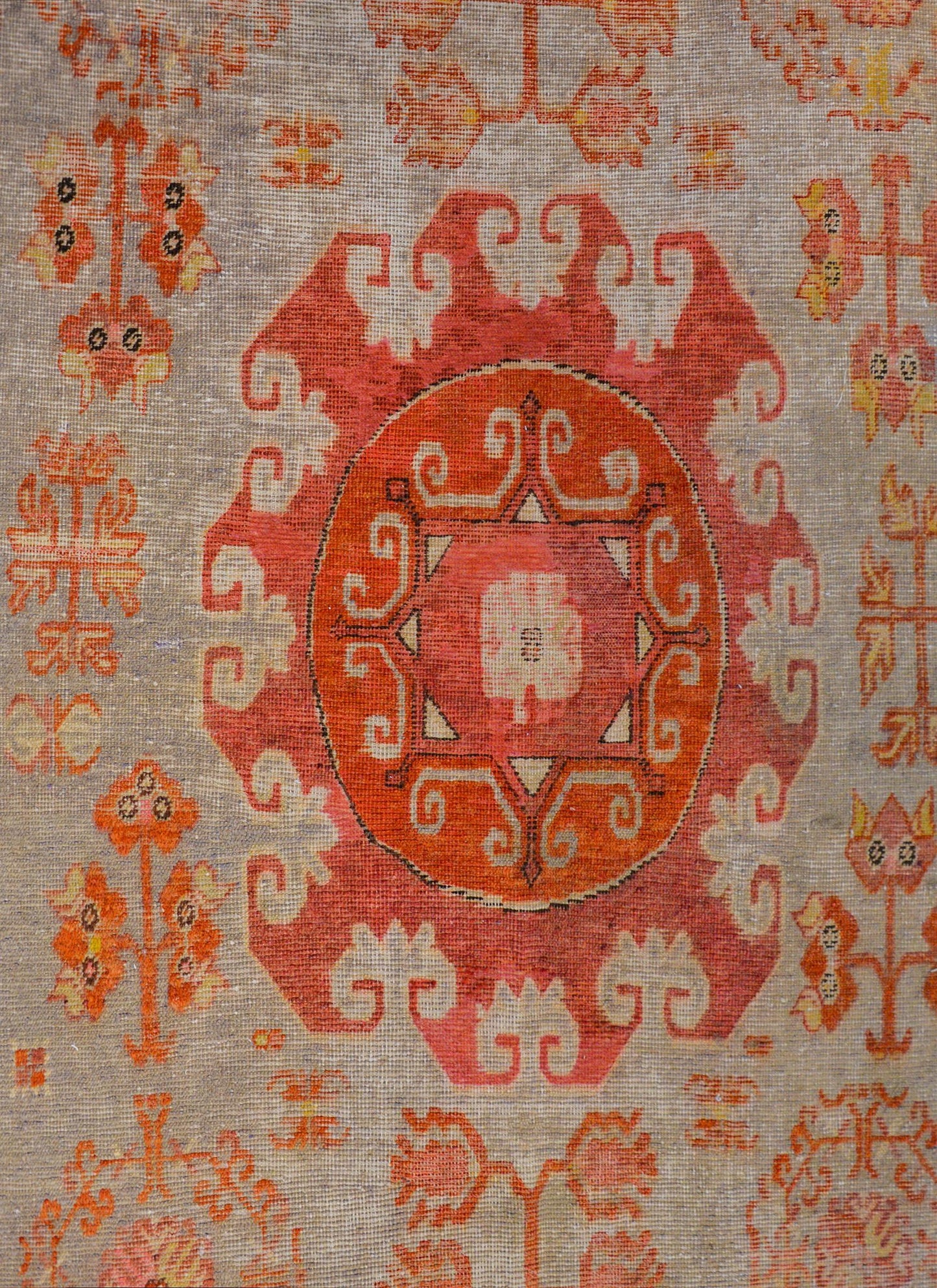 Exceptional Early 20th Century Central Asian Samarghand Rug For Sale