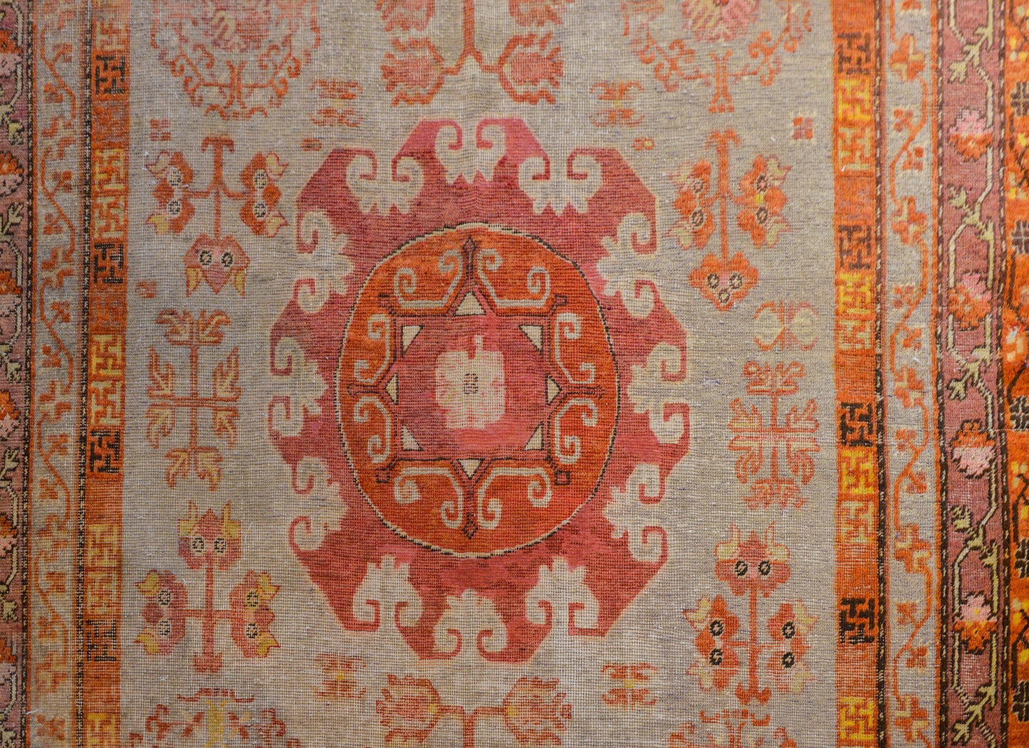 Exceptional Early 20th Century Central Asian Samarghand Rug For Sale