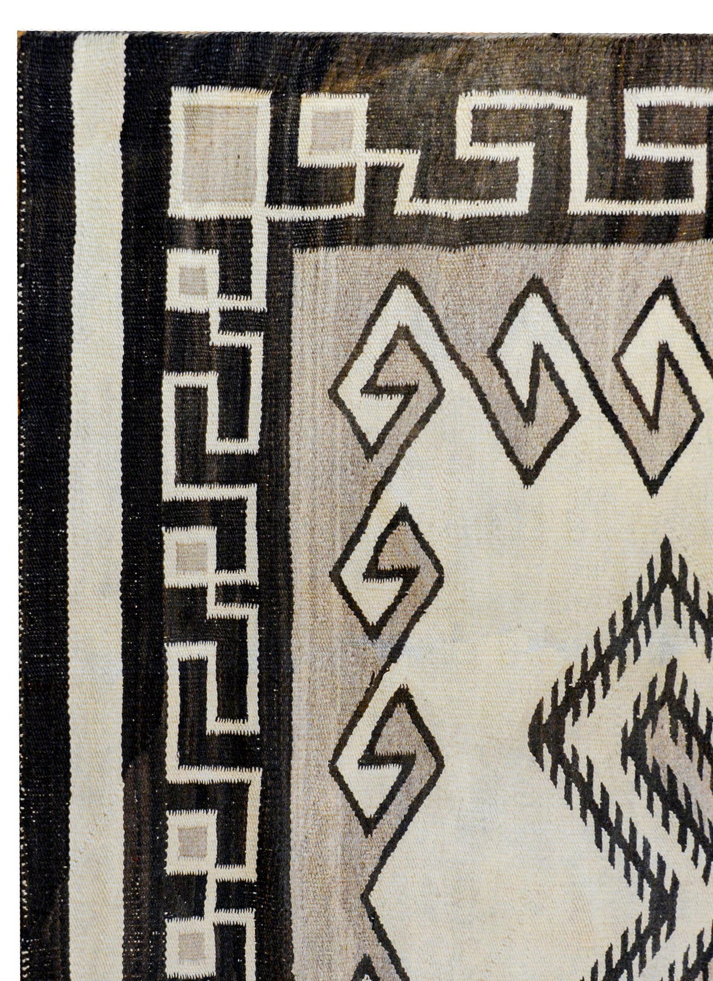 Early 20th Century Navajo Rug For Sale