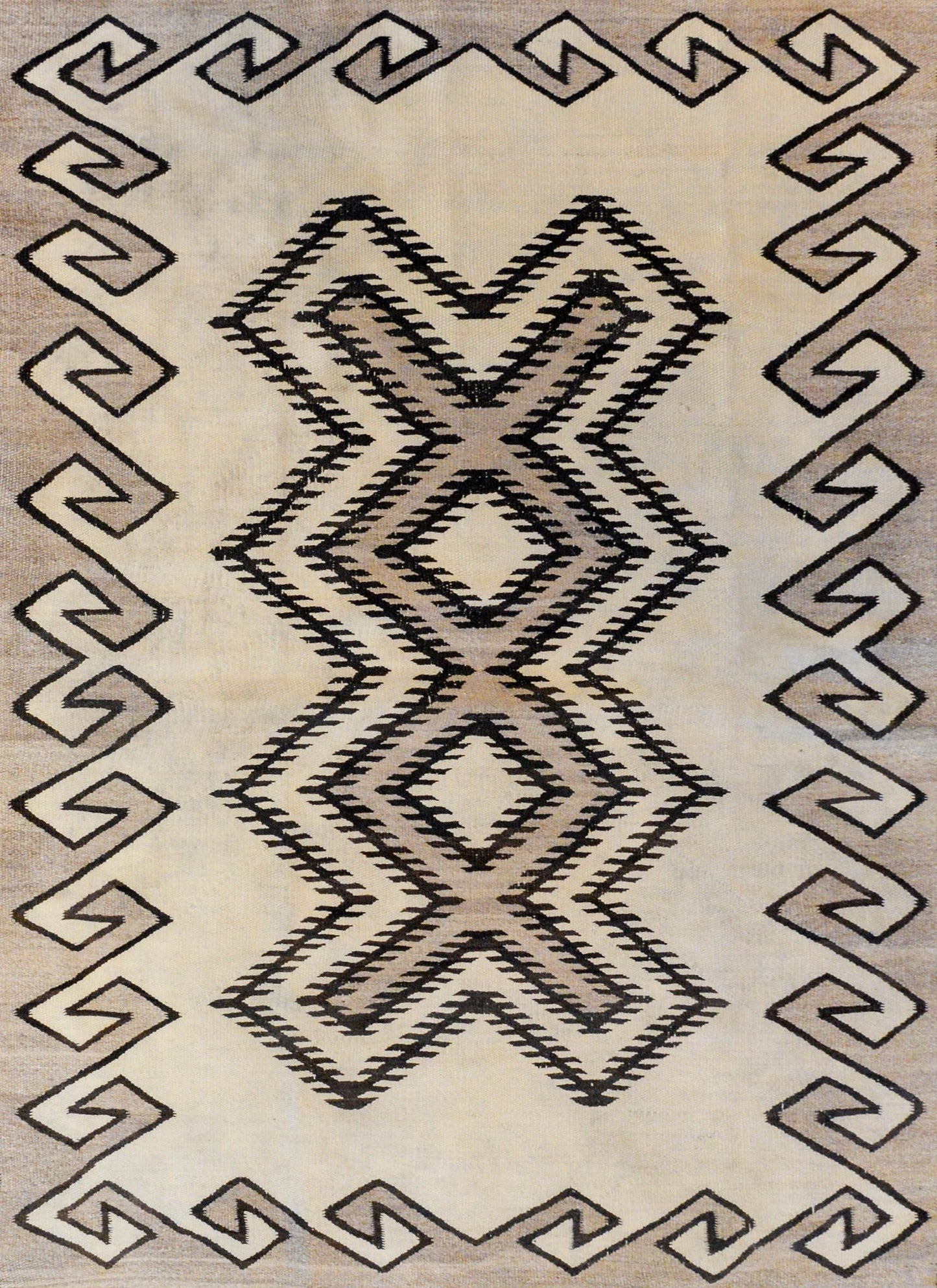 Early 20th Century Navajo Rug For Sale