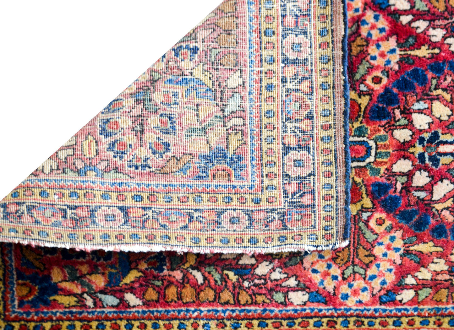 Early 20th Century Sarouk Rug For Sale