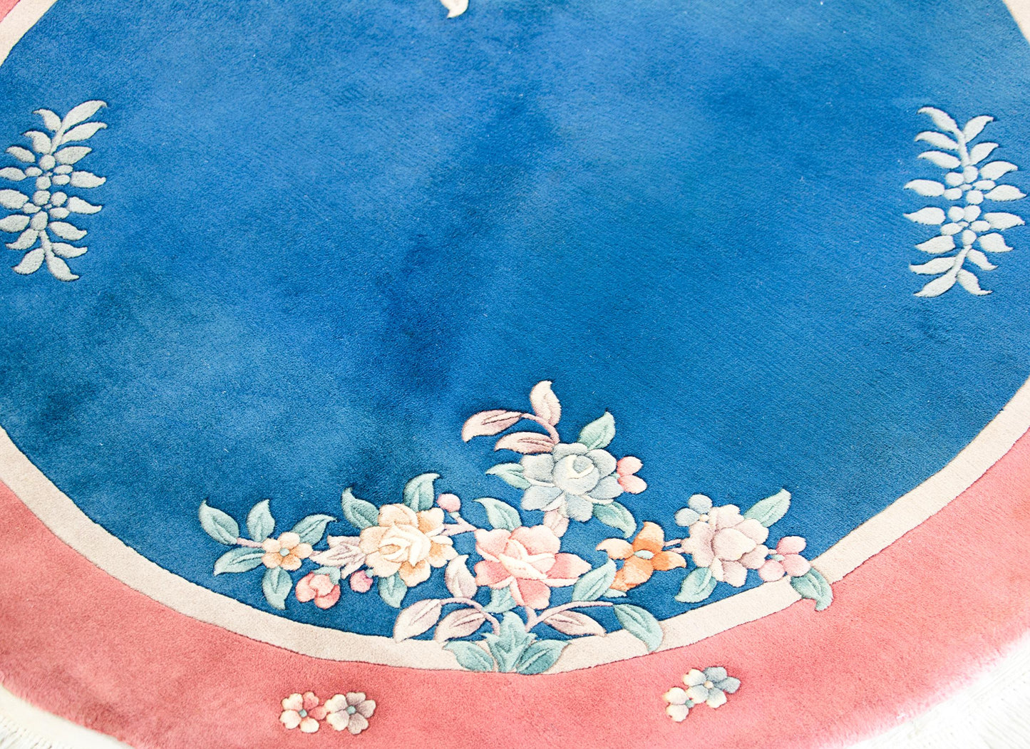 Round Chinese Art Deco Rug For Sale