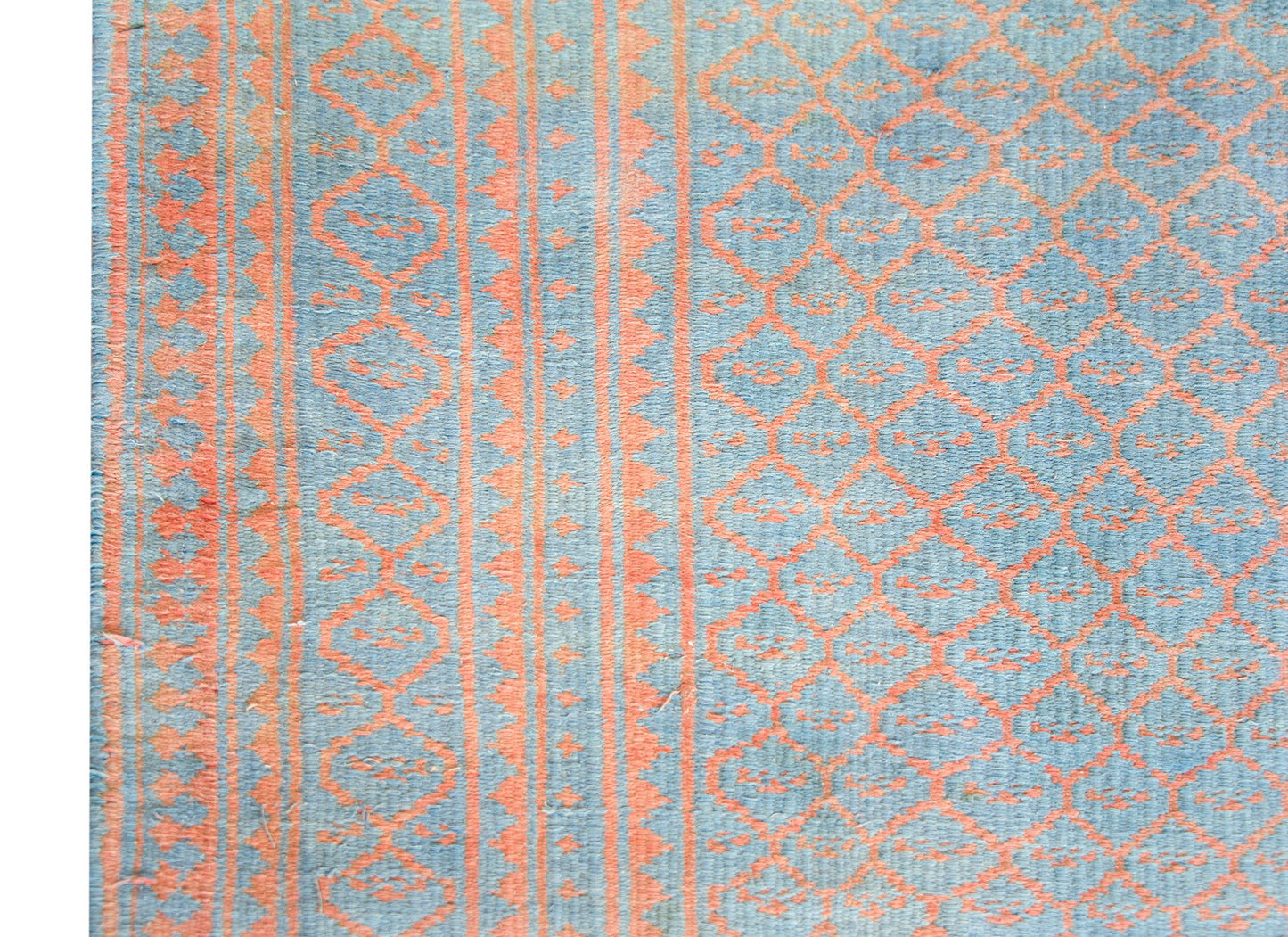 Mid-20th Century Saveh Kilim Rug For Sale