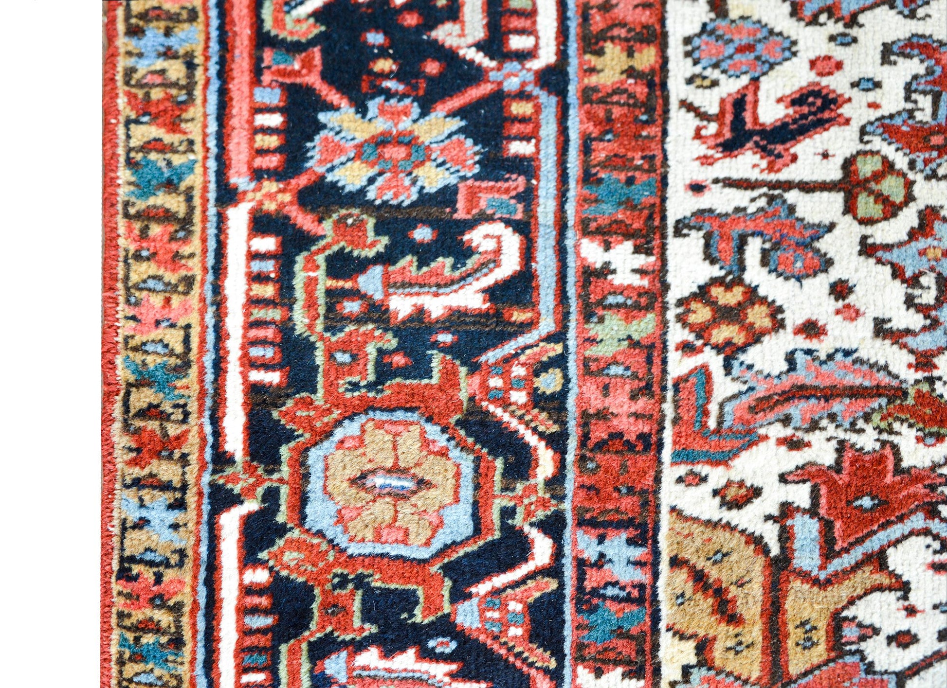 Early 20th Century Heriz Rug For Sale