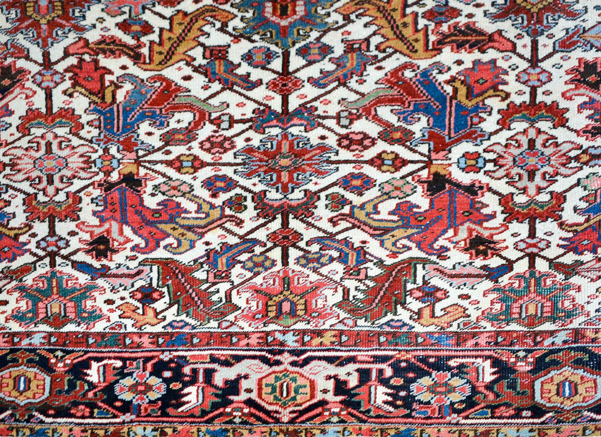 Early 20th Century Heriz Rug For Sale