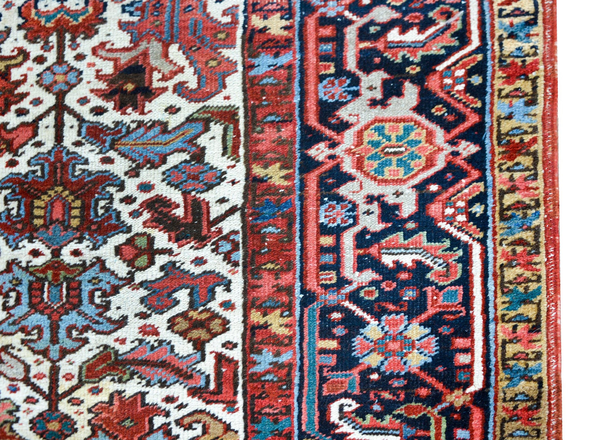 Early 20th Century Heriz Rug For Sale