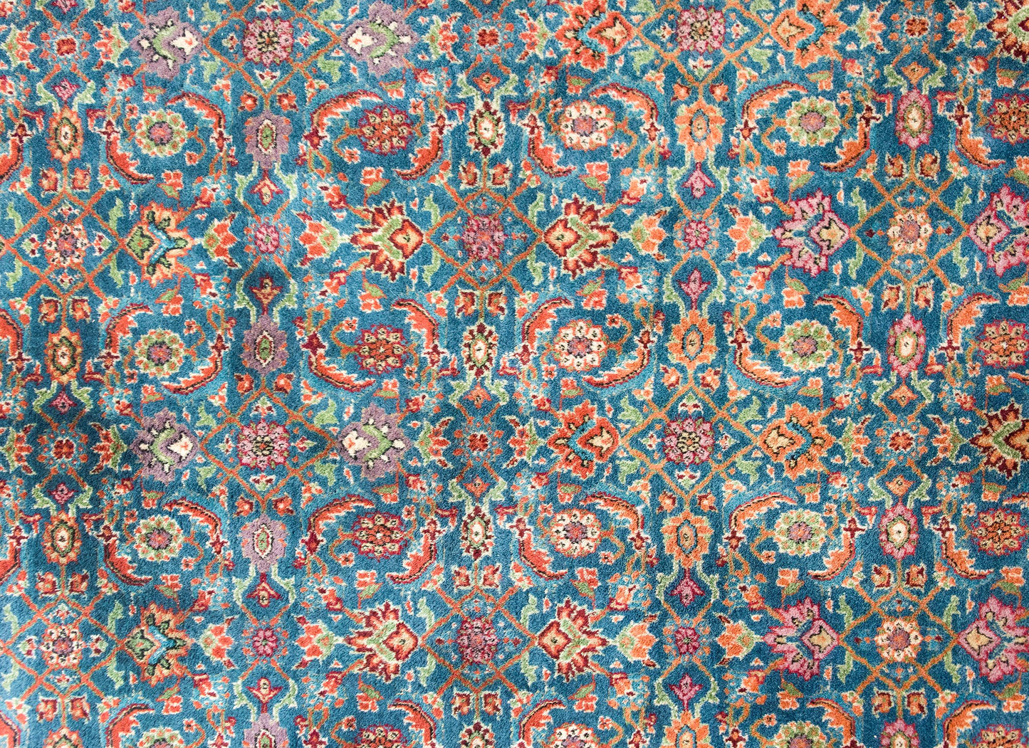 Early 20th Century Persian Tabriz Rug For Sale