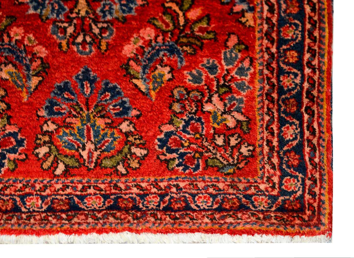Early 20th Century Persian Sarouk Rug For Sale