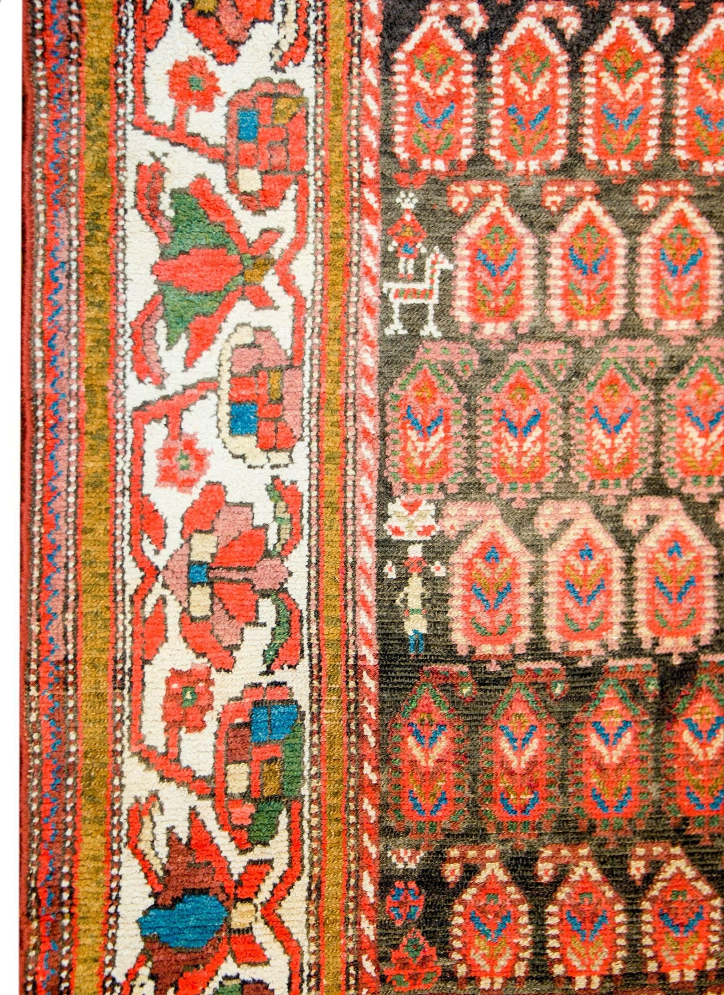 Stunning Mid-20th Century Malayer Rug For Sale
