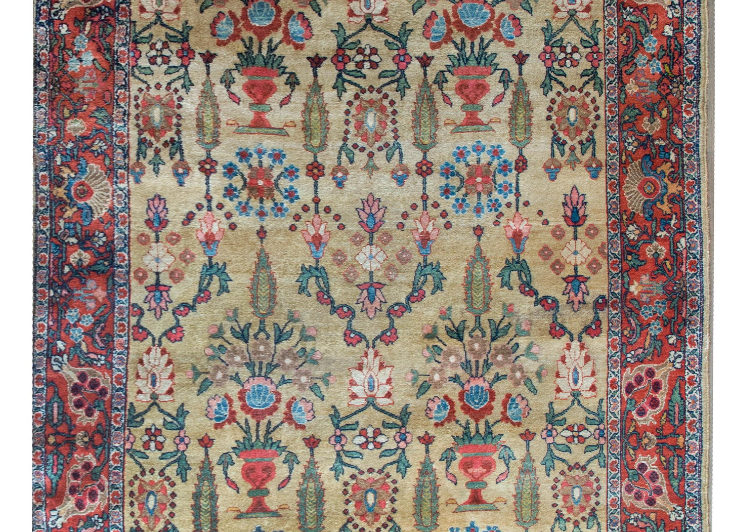 Early 20th Century Persian Sultanabad Rug For Sale