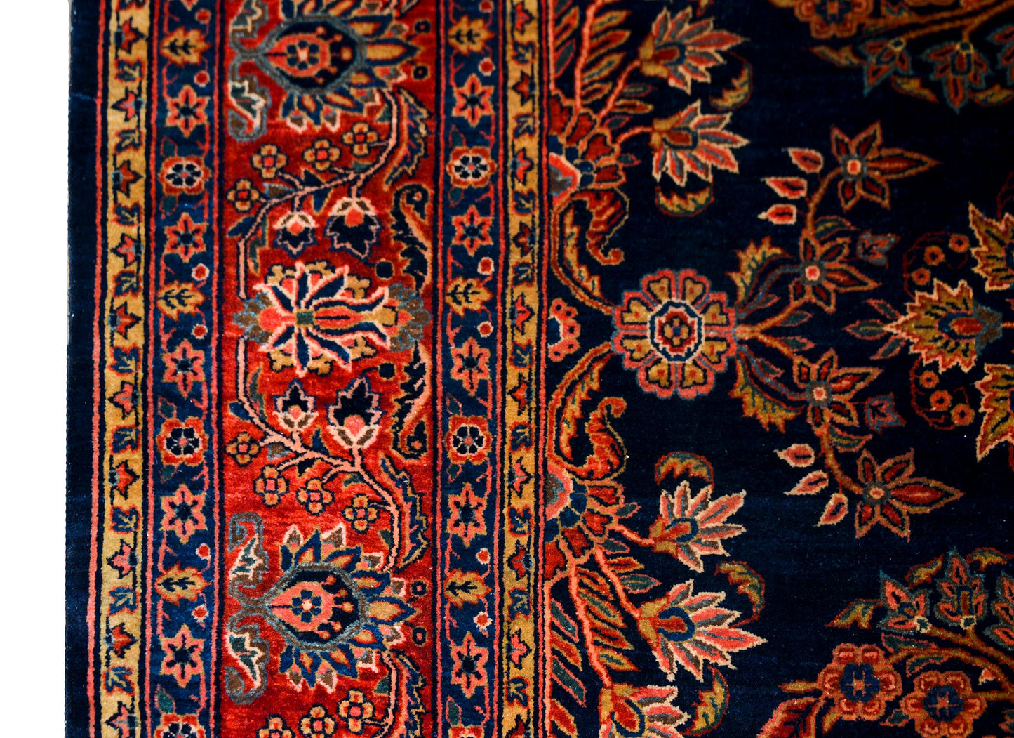 Early 20th Century Mohajeran Rug For Sale