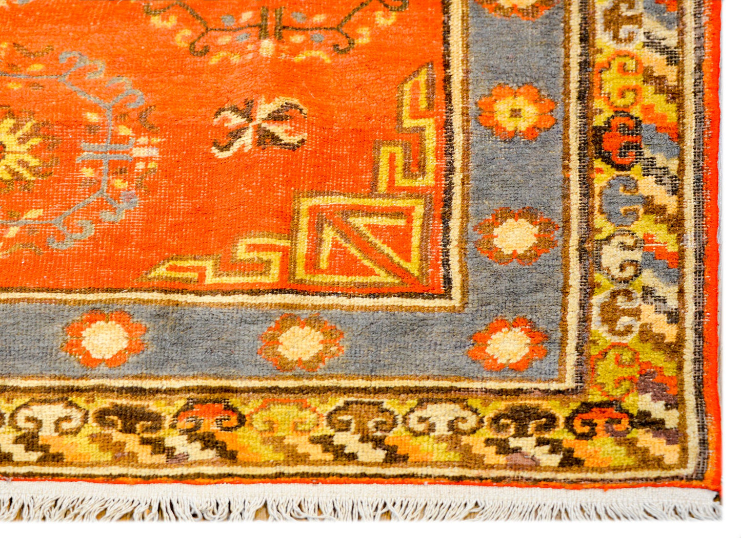 Early 20th Century Central Asian Khotan Rug For Sale