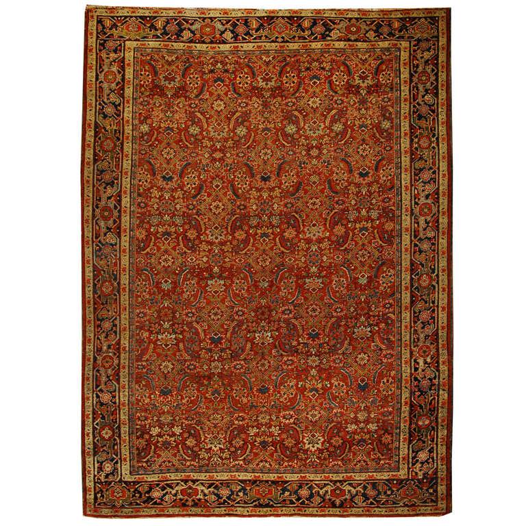 Early 20th Century Heriz Rug For Sale