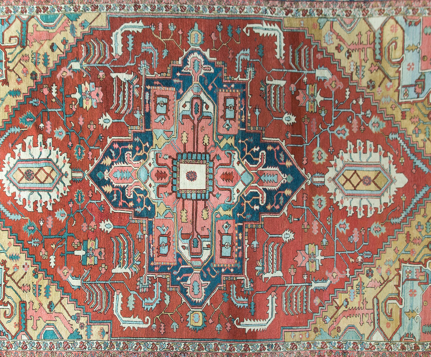 Late 19th Century Persian Serapi Rug For Sale