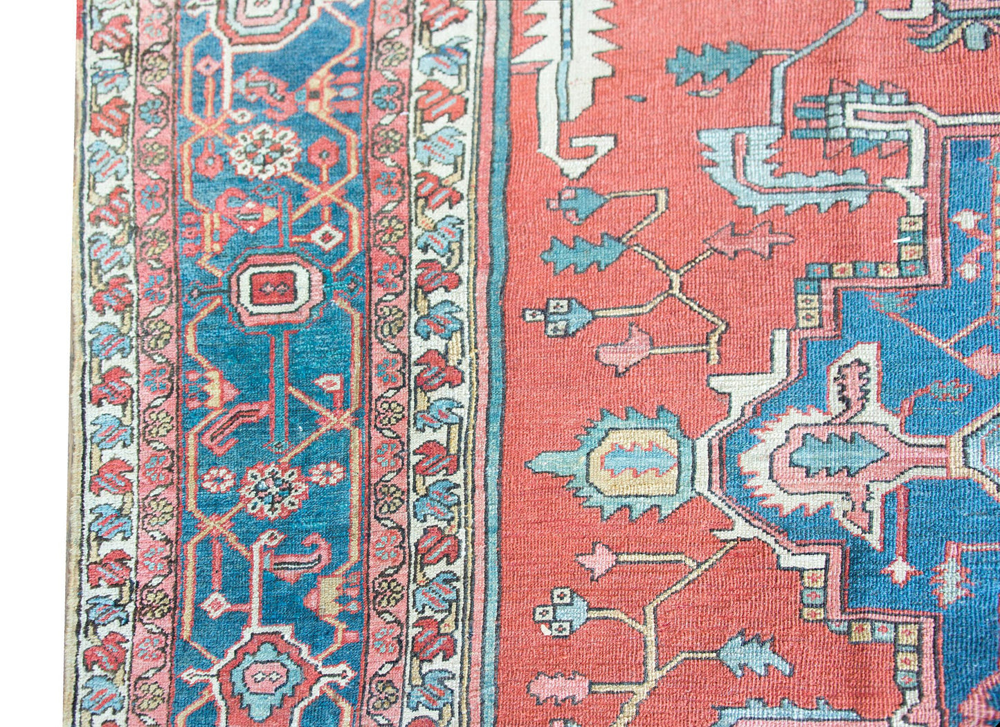 Late 19th Century Persian Serapi Rug For Sale