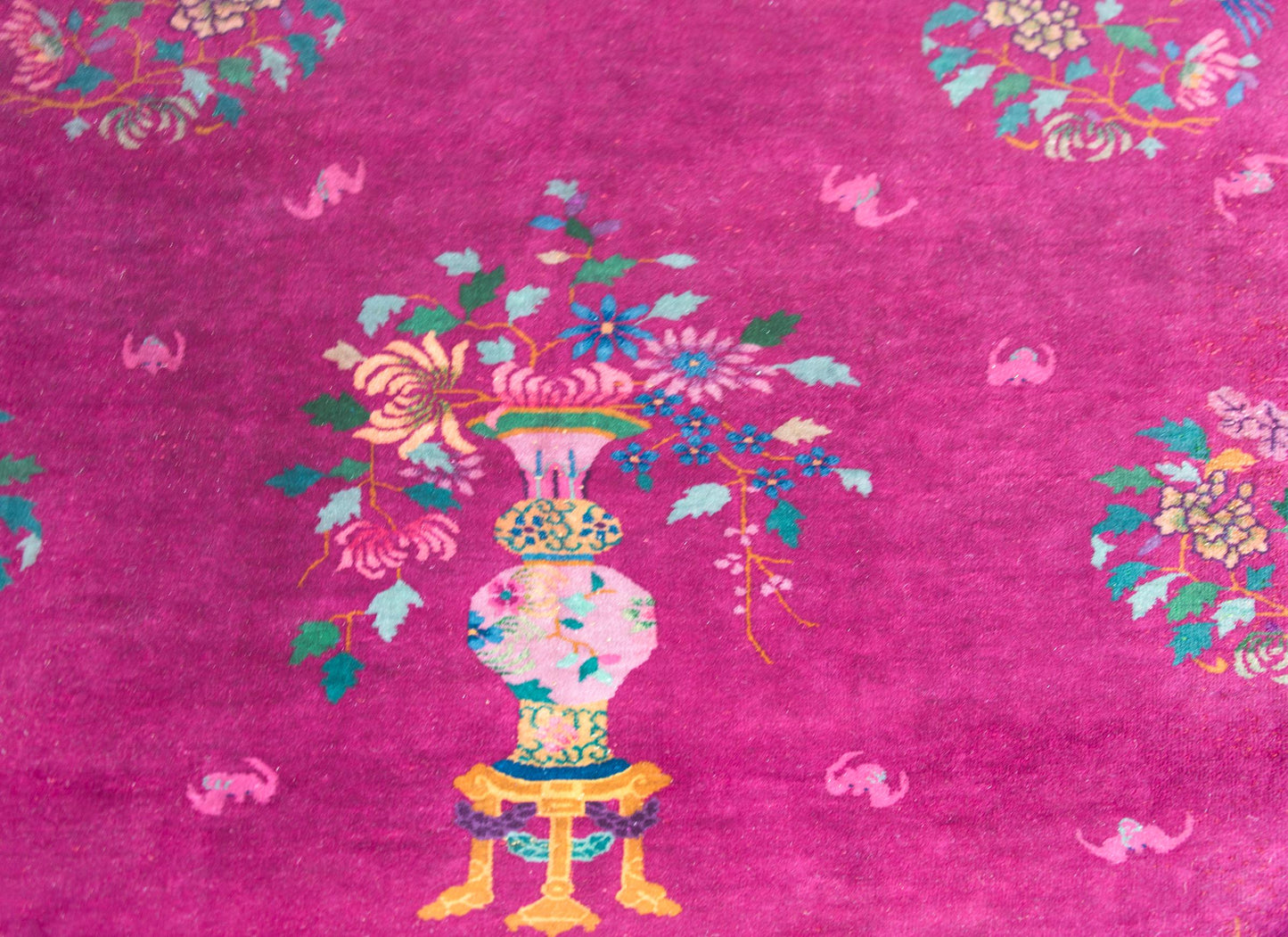 Chinese Art Deco Rug of Large Scale For Sale