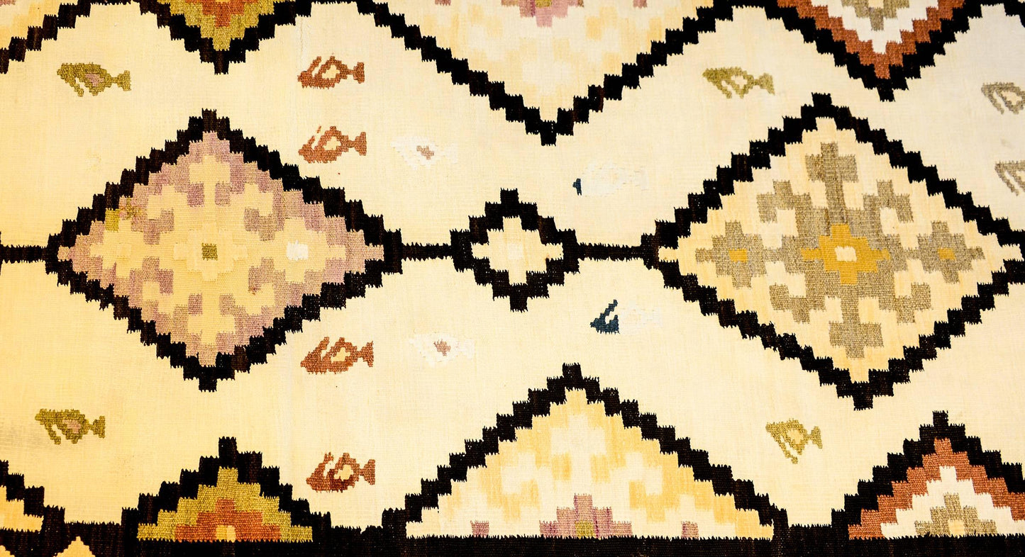 Early 20th Century Zarand Kilim Runner For Sale