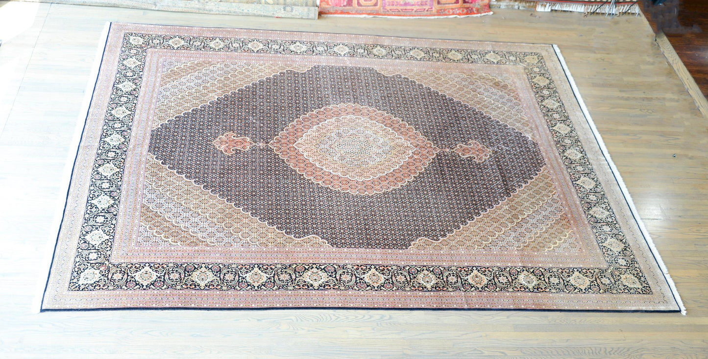 Outstanding Vintage Tabriz Rug For Sale