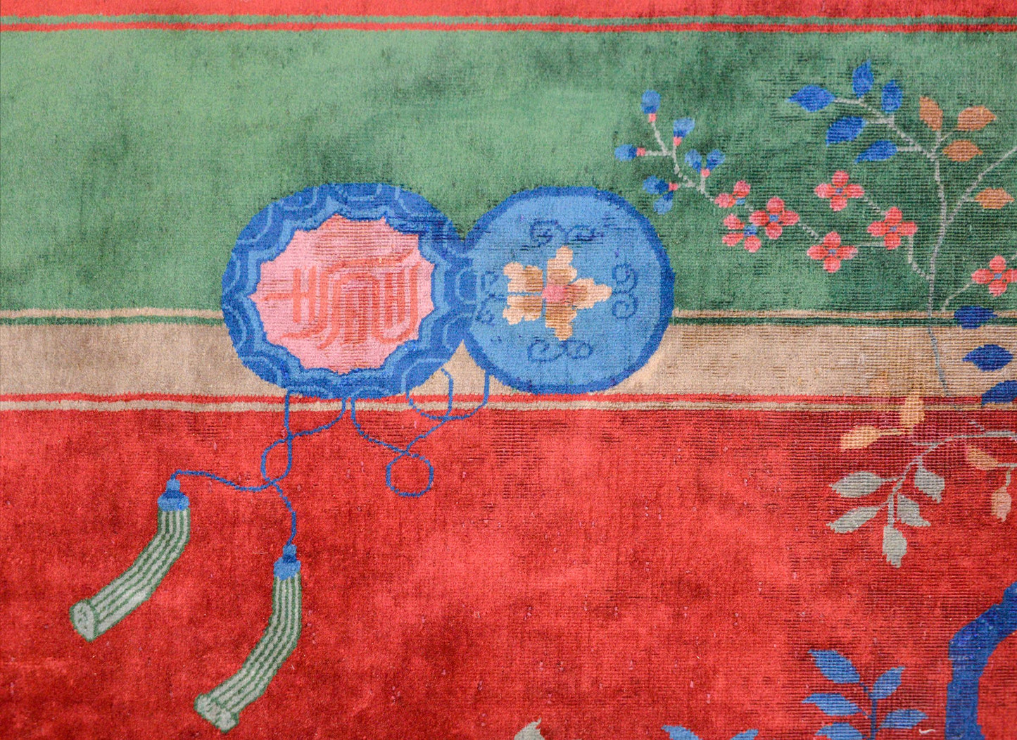 Exquisite Chinese Art Deco Rug For Sale