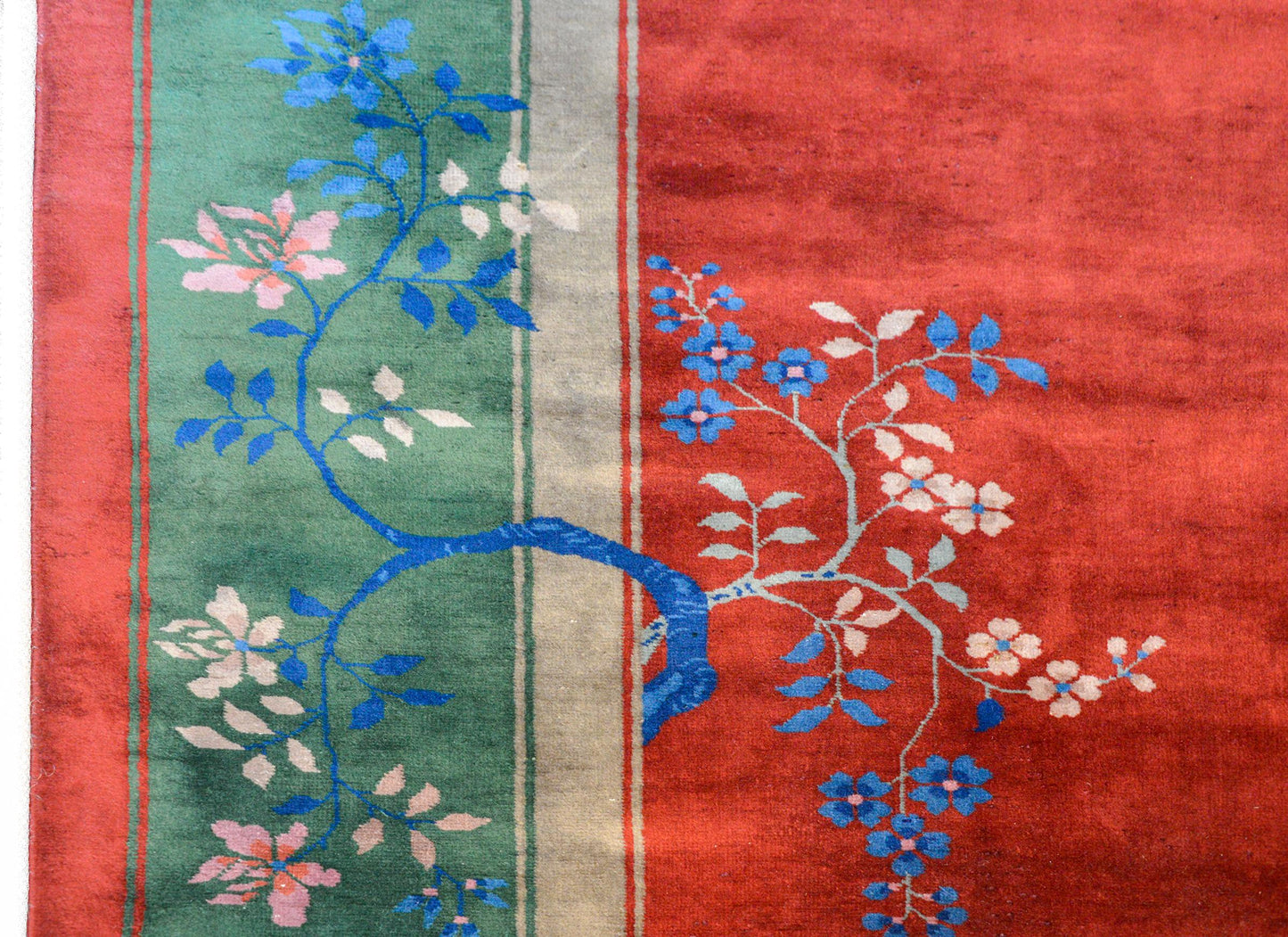 Exquisite Chinese Art Deco Rug For Sale