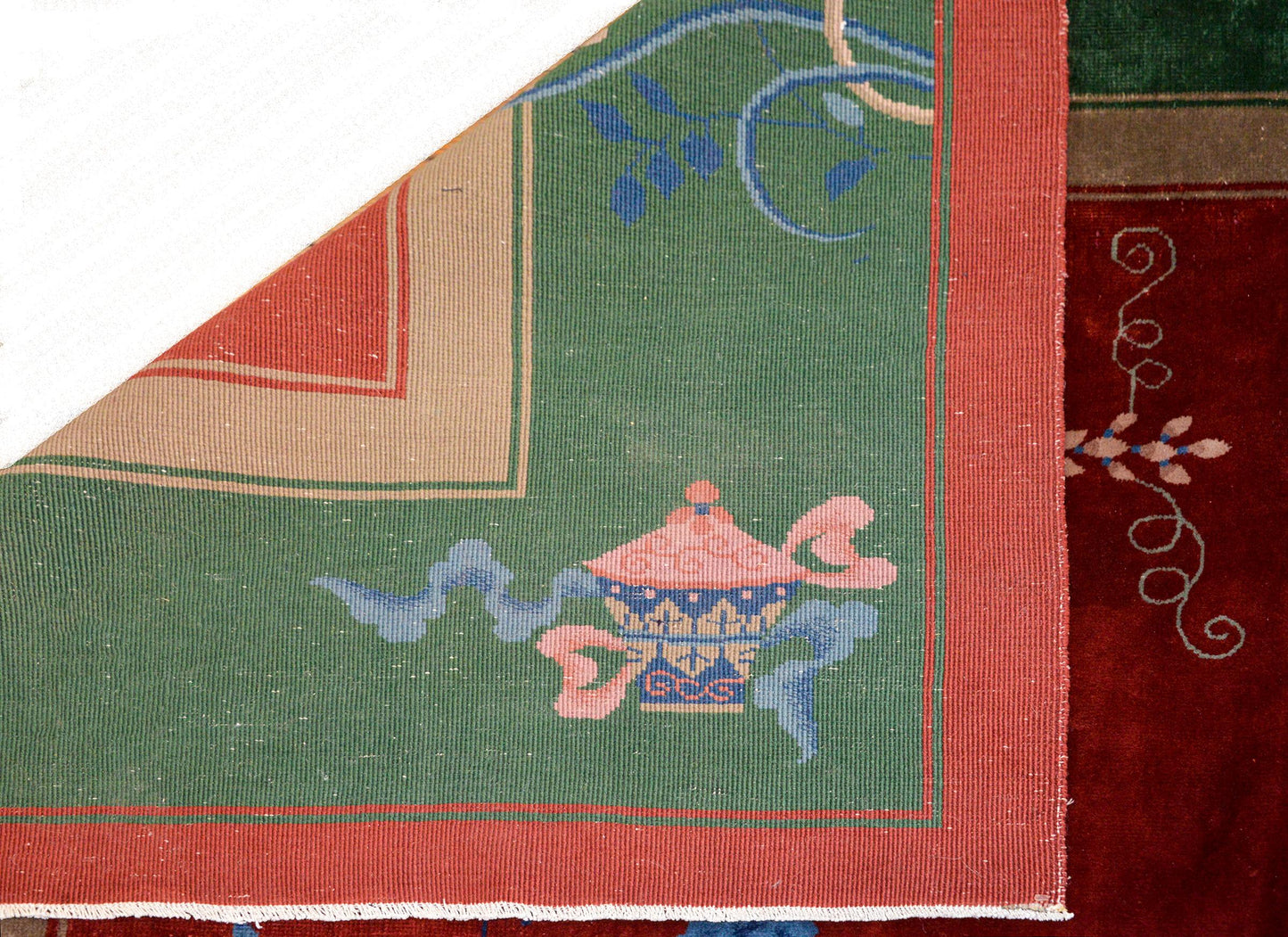 Exquisite Chinese Art Deco Rug For Sale