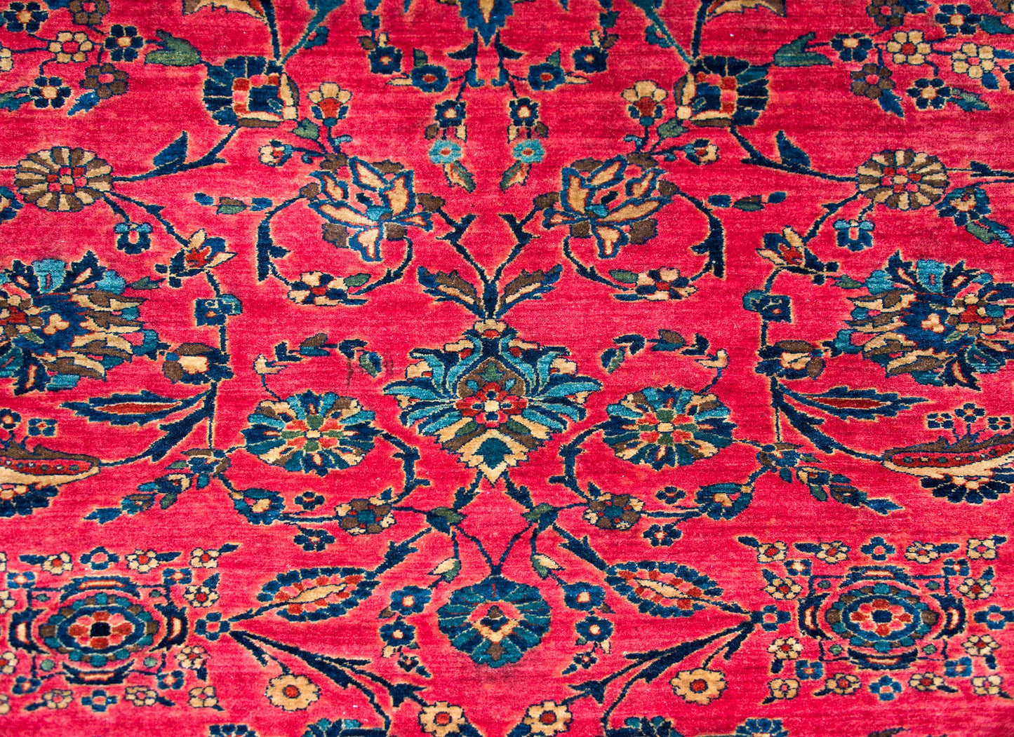 Early 20th Century Persian Sarouk Mahal Rug For Sale