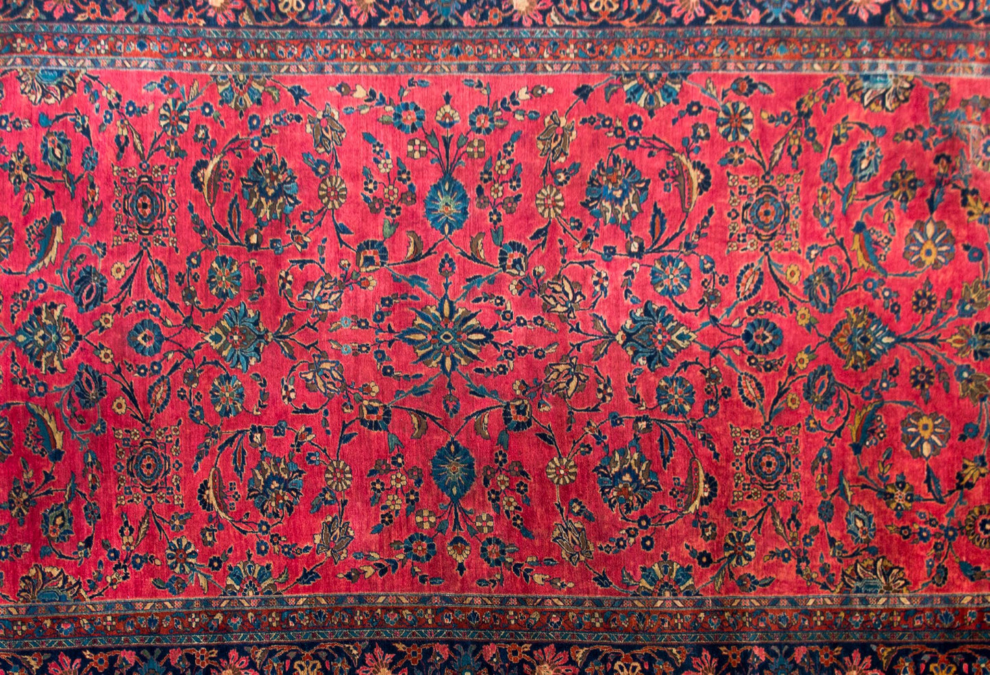 Early 20th Century Persian Sarouk Mahal Rug For Sale