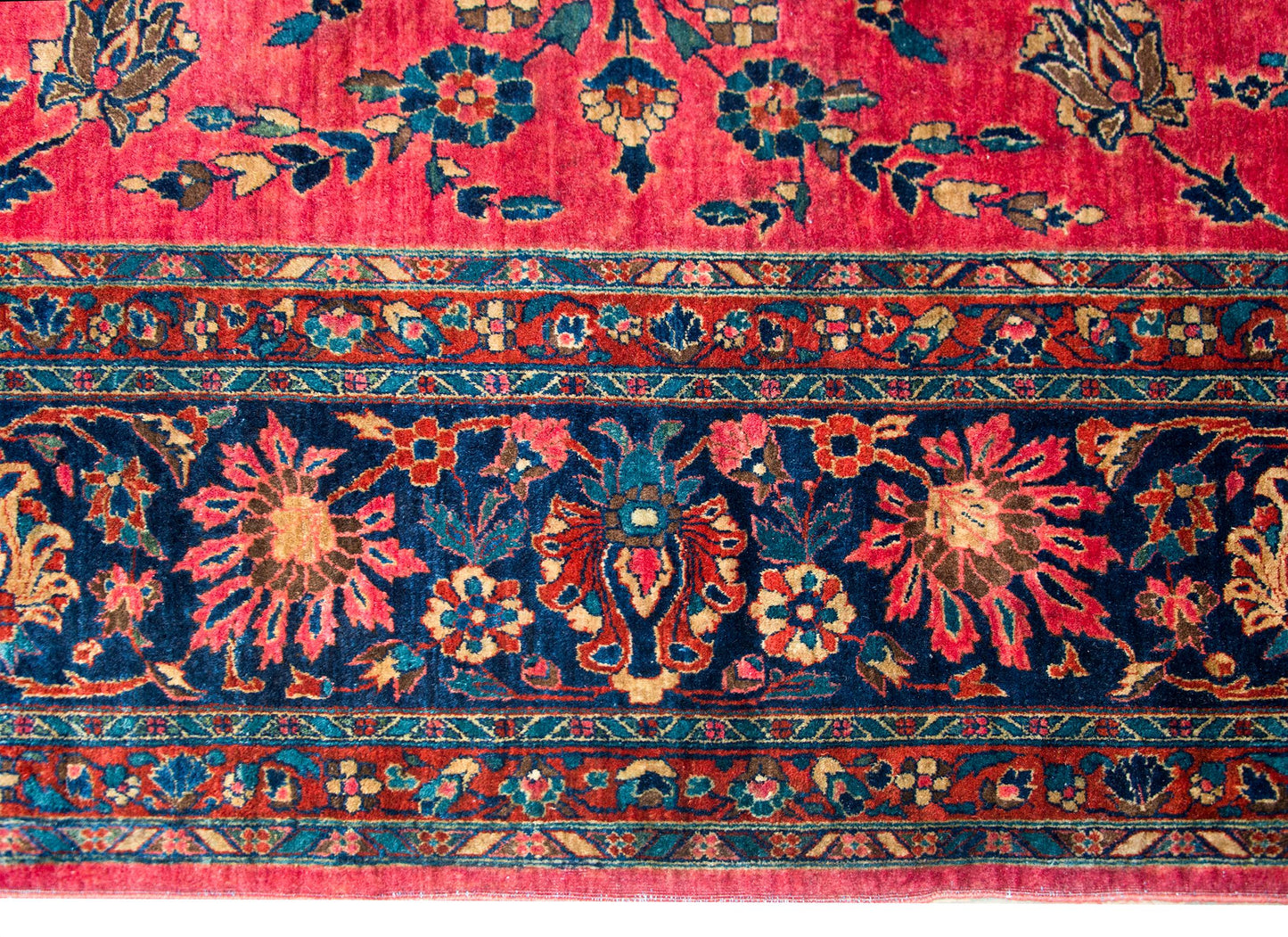 Early 20th Century Persian Sarouk Mahal Rug For Sale