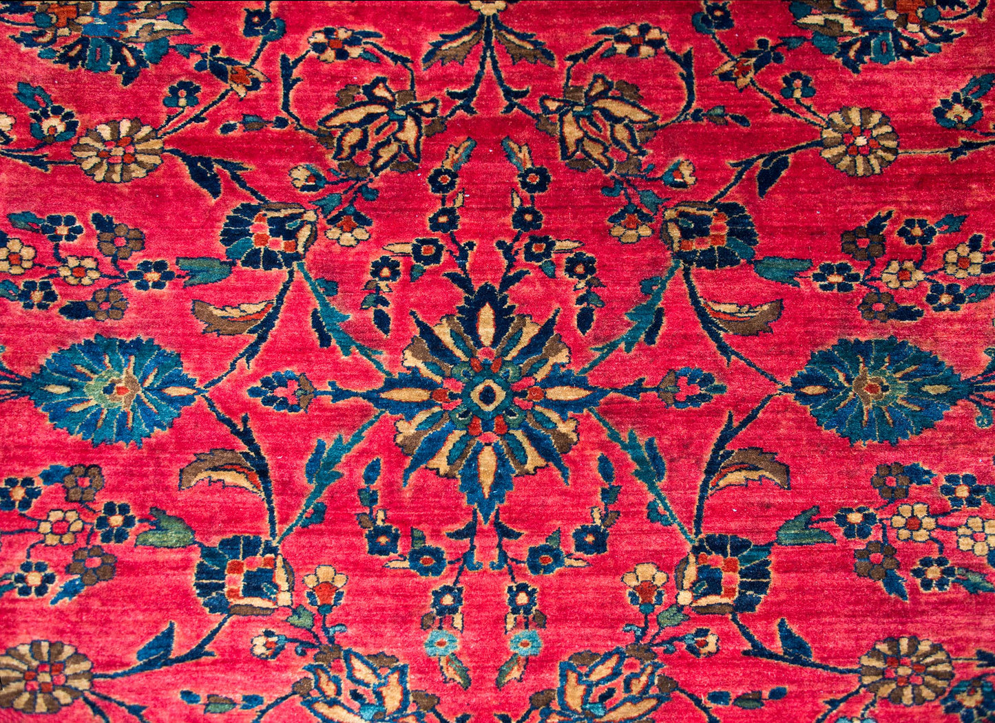 Early 20th Century Persian Sarouk Mahal Rug For Sale
