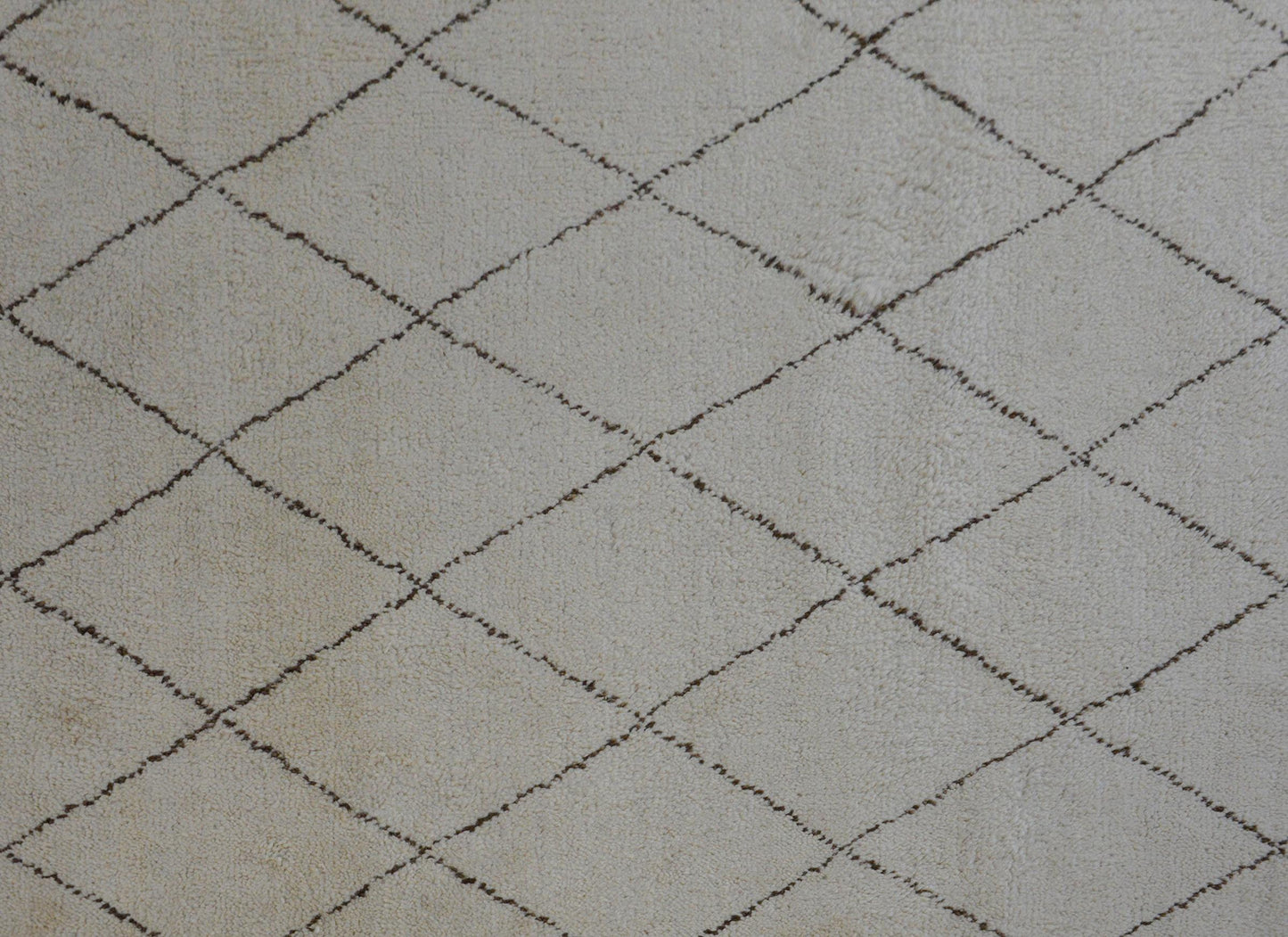 Fantastic Contemporary Beni Ourain Style Rug For Sale