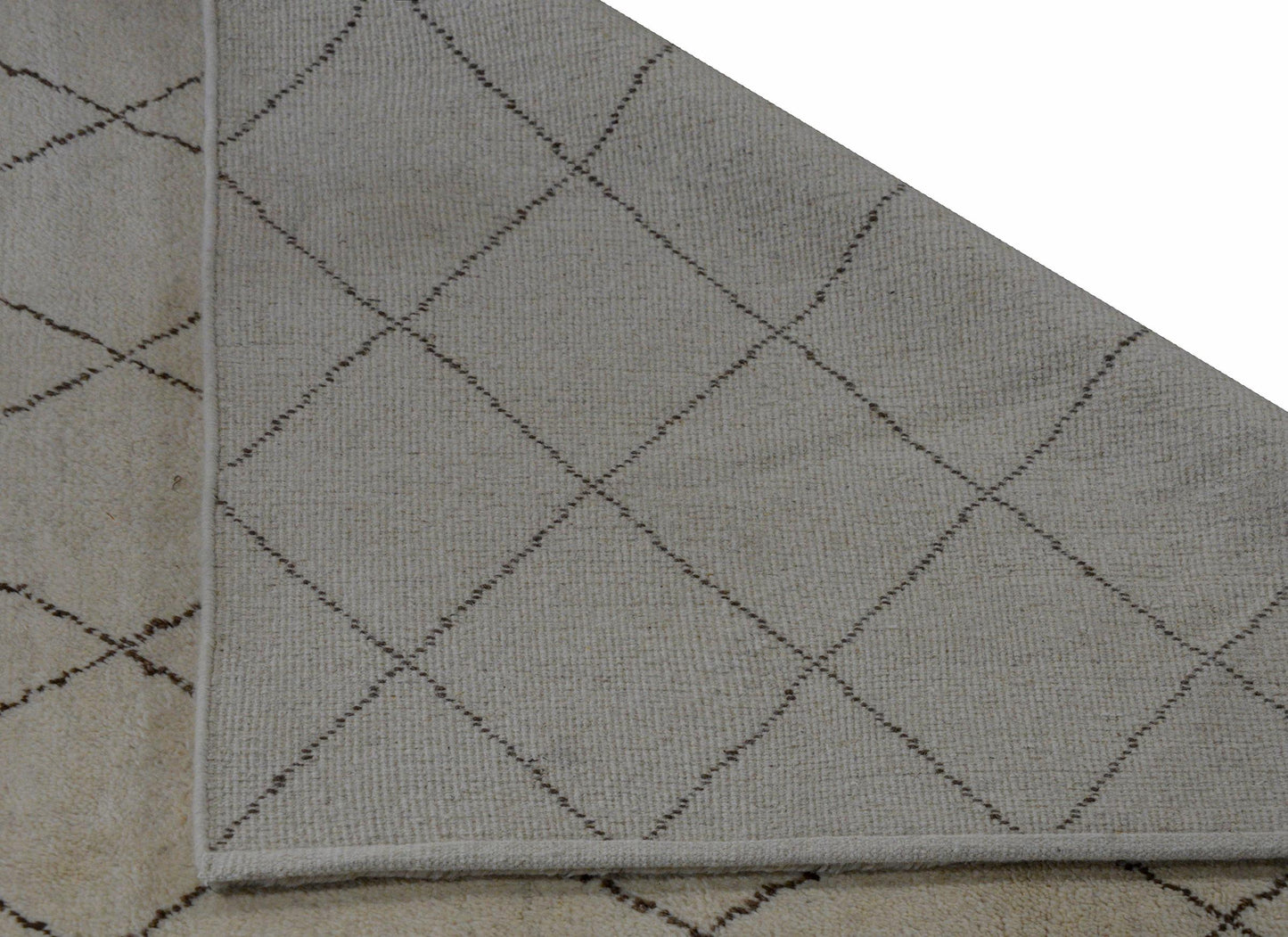 Fantastic Contemporary Beni Ourain Style Rug For Sale