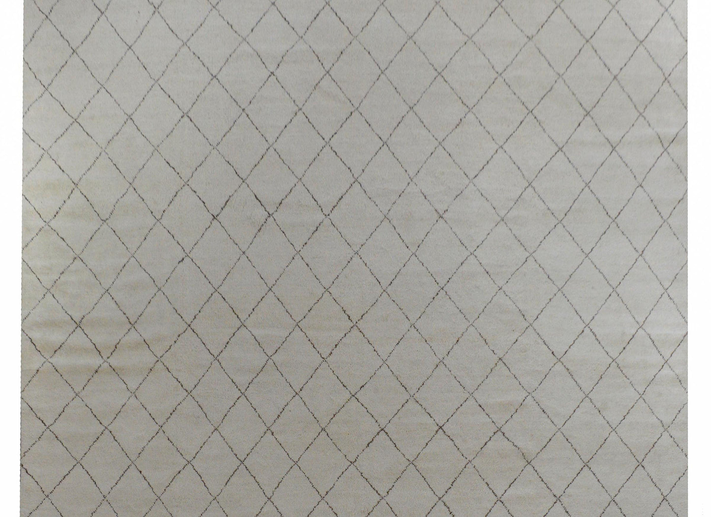 Fantastic Contemporary Beni Ourain Style Rug For Sale