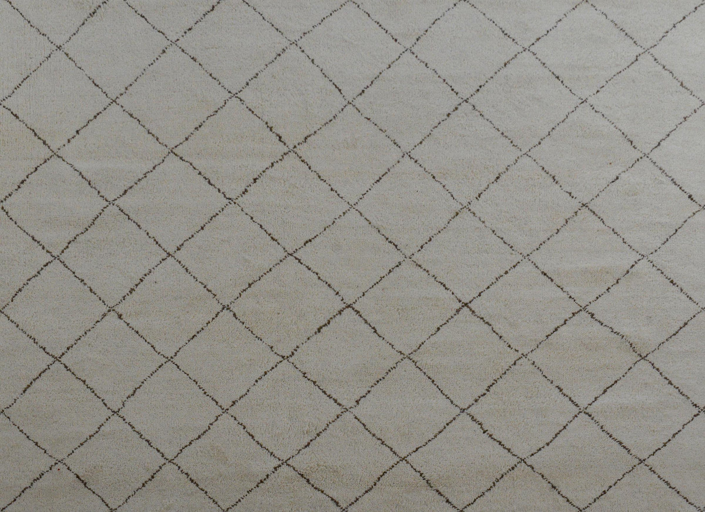 Fantastic Contemporary Beni Ourain Style Rug For Sale