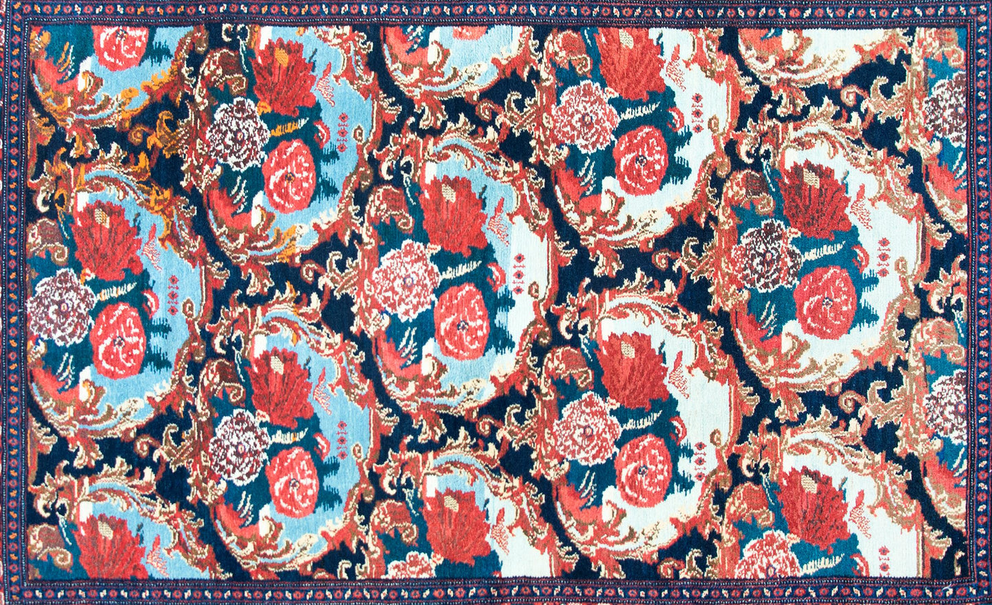 Early 20th Century Senneh Rug For Sale