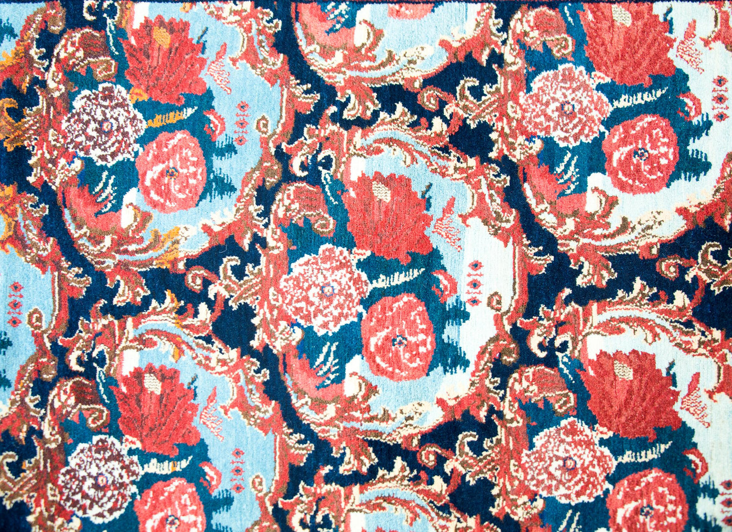 Early 20th Century Senneh Rug For Sale