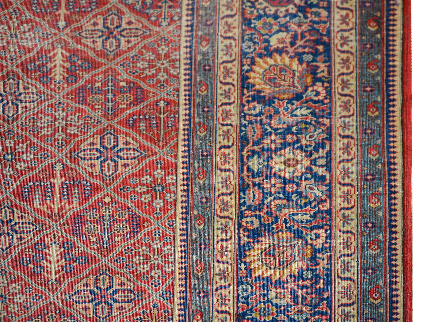 Early 20th Century Turkish Sivas Rug For Sale