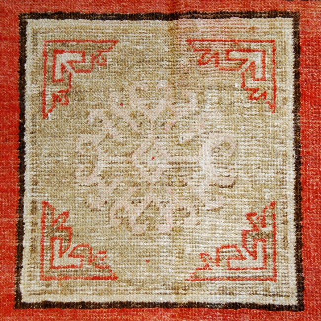 Early 20th Century Central Asian Khotan Carpet For Sale